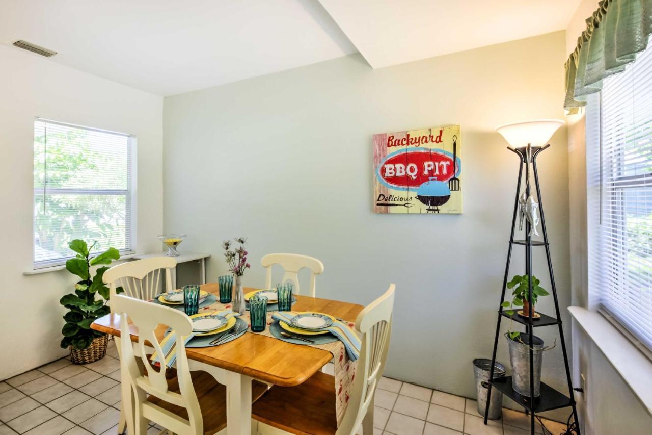 Вилла New Smyrna Beach Abode With Fire Pit, Walk To Beach! Экстерьер фото